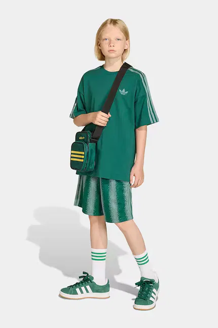 Футболка хлопковая детская Adidas Originals, зеленый — фото 4