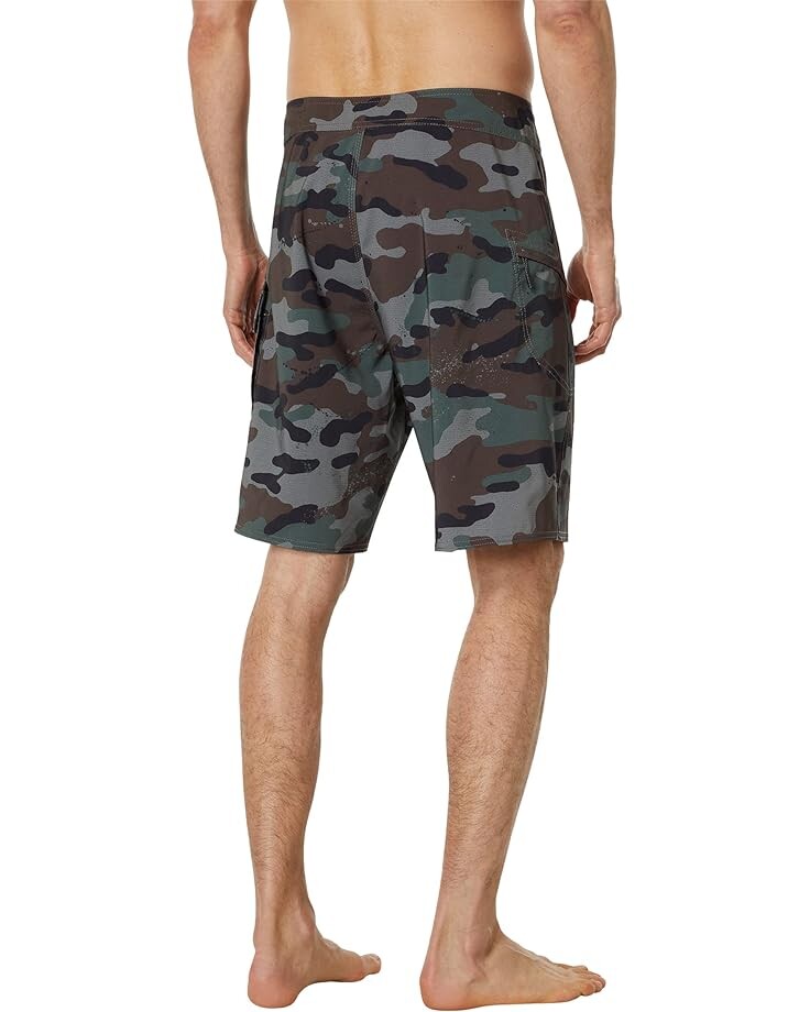 

Шорты для плавания Volcom July 4th Mod 20" Boardshorts, цвет Army Green Combo