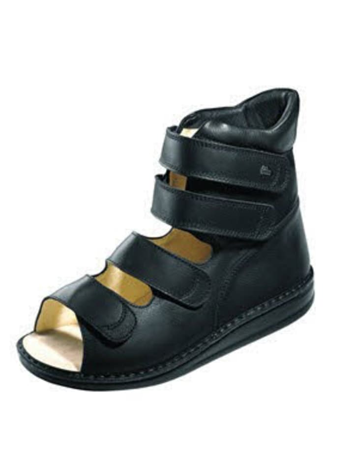 

Черные сандалии Finn Comfort