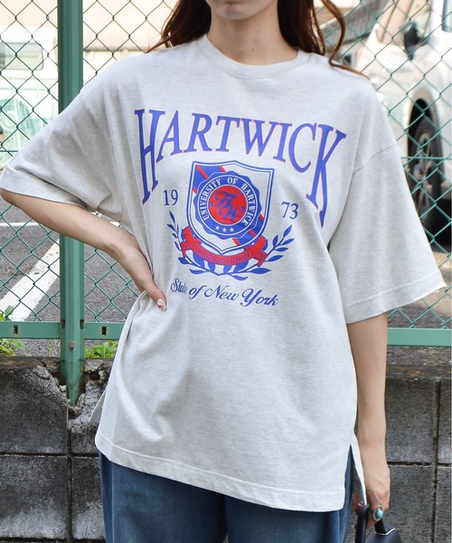 

Футболка с логотипом, пигментированная Spiritoso, светло-серый