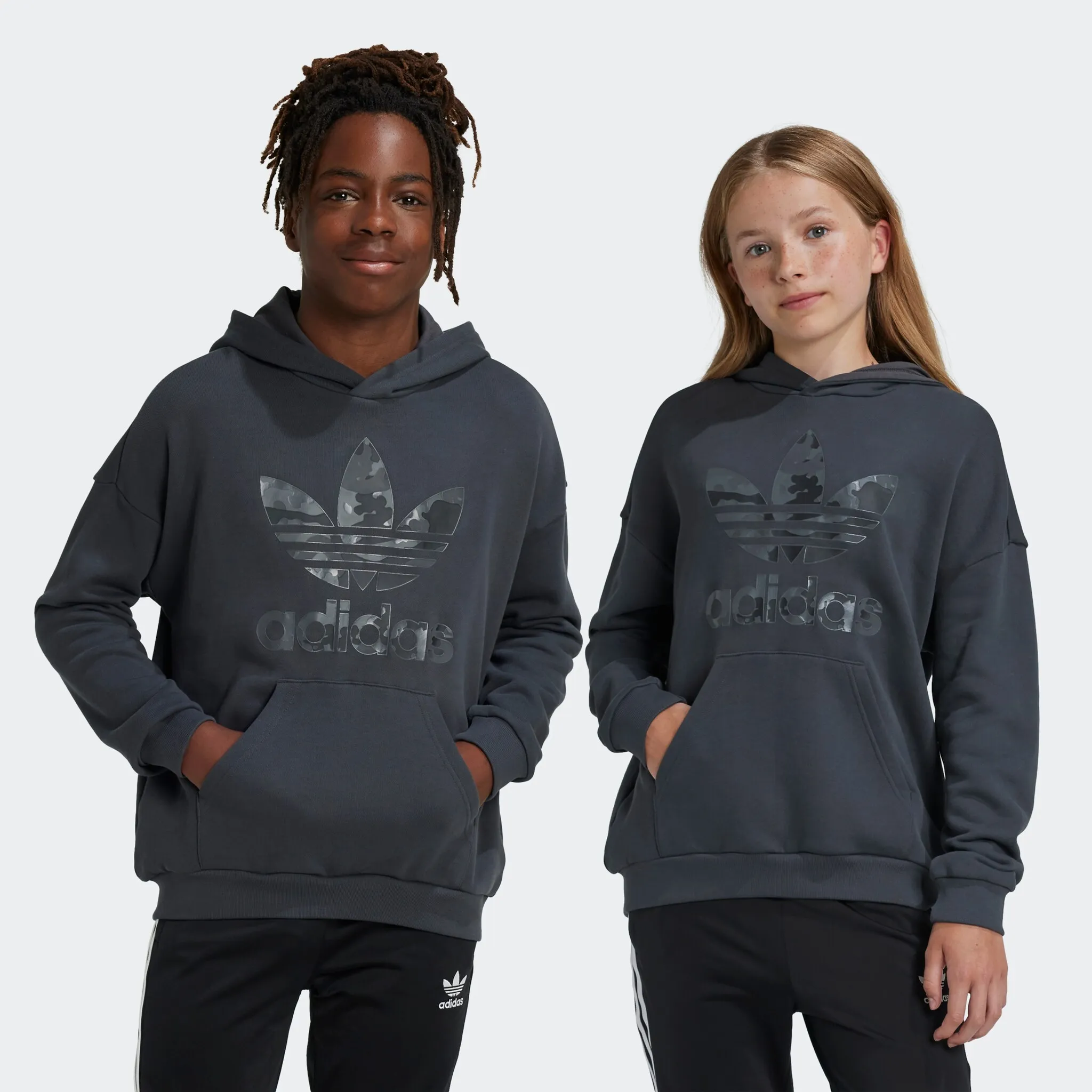 

Толстовка adidas Originals с капюшоном «HOODIE», цвет Carbon