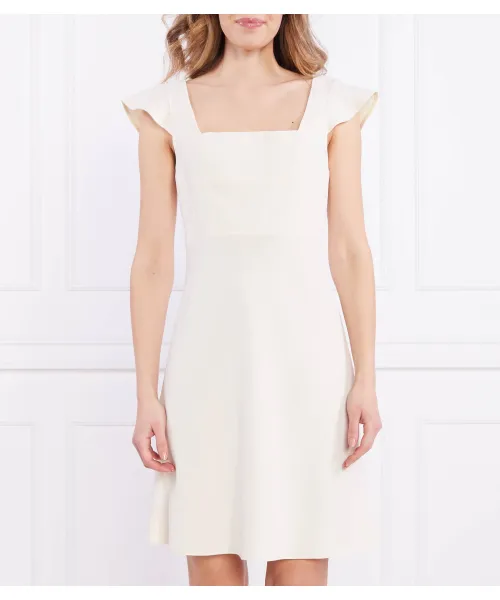 

Платье Pinko, бежевый