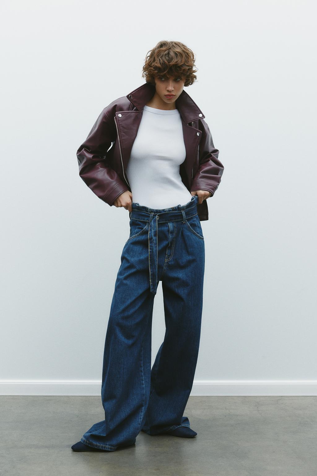 

Укороченная байкерская куртка с эффектом кожи ZARA, бордовый