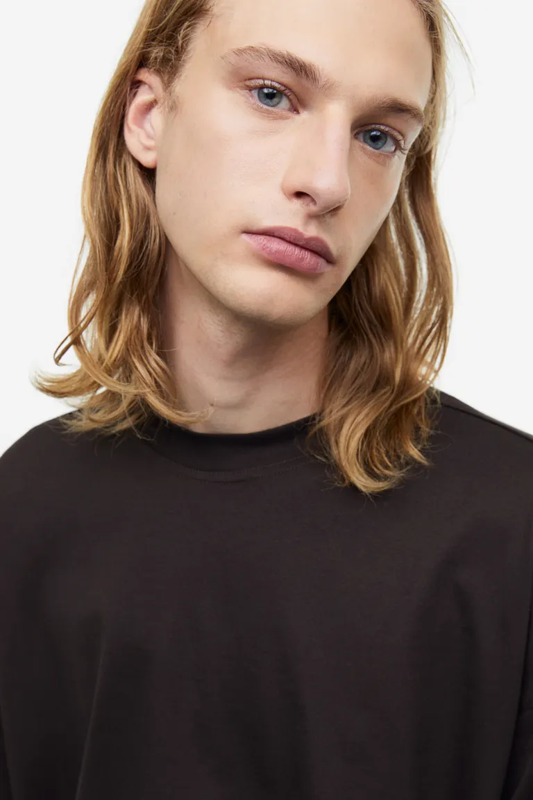 

Хлопковая футболка оверсайз H&M, черный