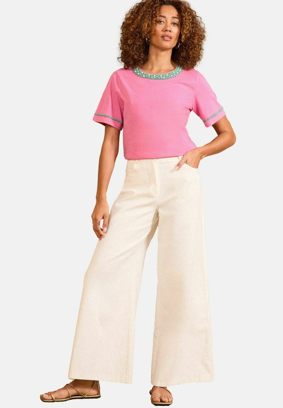 

Футболка Love & Roses REGULAR FIT-CREW NECK , Pink Beaded Trim/Pink, Розовый, Футболка Love & Roses REGULAR FIT-CREW NECK , Pink Beaded Trim/Pink