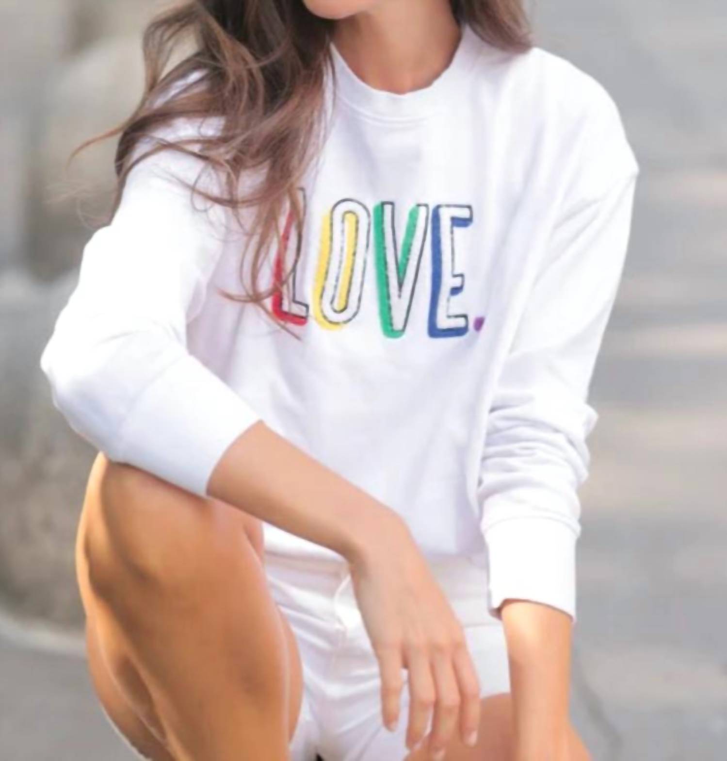 

Толстовка Love в белом цвете Shiraleah