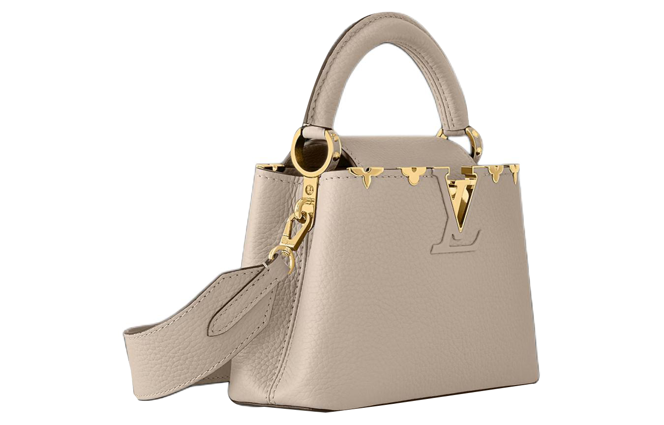 Сумка кросс-боди мини Capucines из кожи Taurillon Capucen слоновая серая LOUIS VUITTON — фото 2