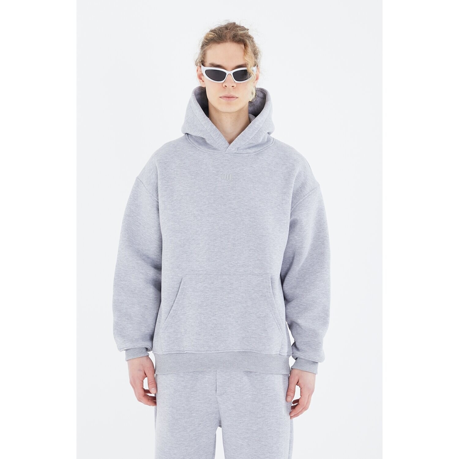 

Толстовка Megaman Oversize Fit Basic Hoodie, серый меланж
