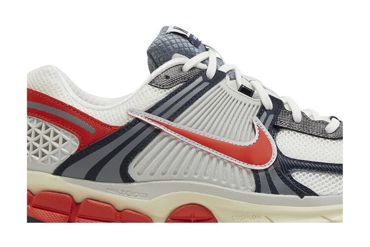 Кроссовки Nike Air Zoom Vomero 5, белый — фото 2