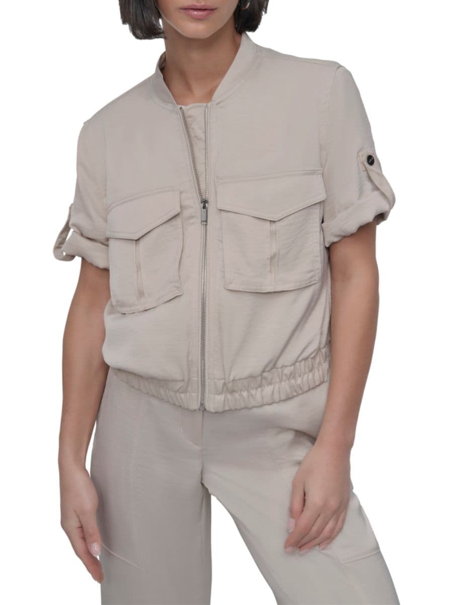 

Куртка с бейсбольным воротником DKNY, цвет Light City Khaki, Хаки, Куртка с бейсбольным воротником DKNY, цвет Light City Khaki
