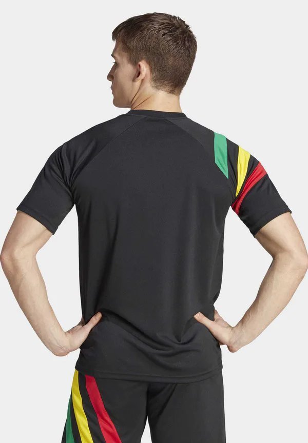 Спортивная футболка fortore 23 Adidas Performance, Black/Team Green/Team Yellow/Team Colleg Red — фото 2