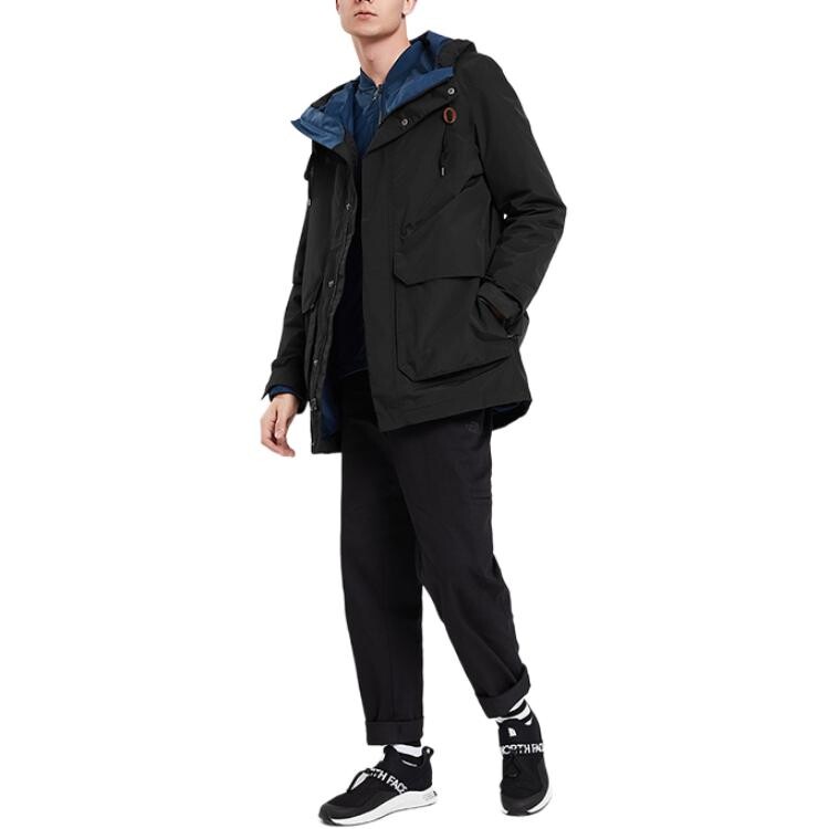 

Куртка унисекс черная The North Face, черный