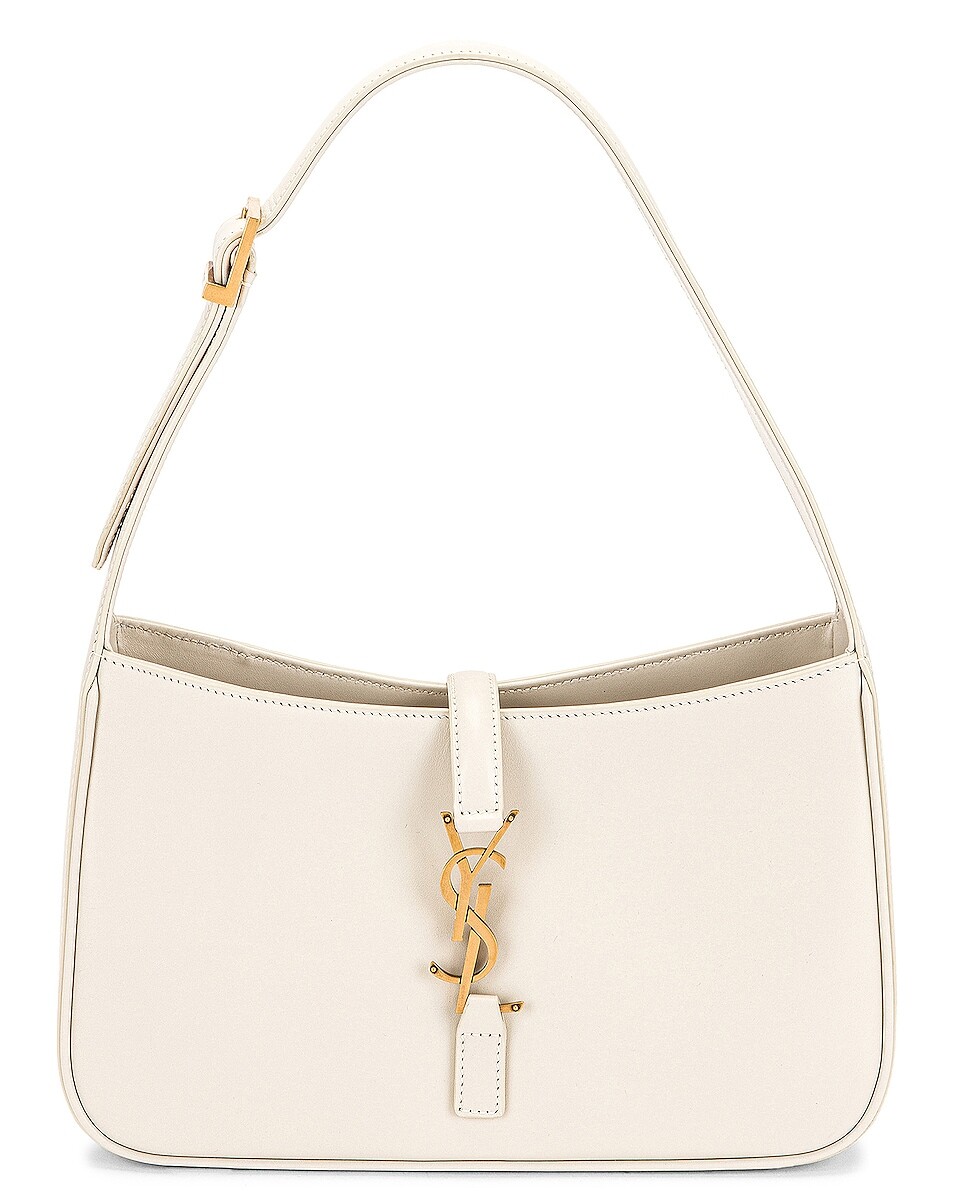 

Сумка-хобо 5 A 7 Saint Laurent, цвет Crema Soft