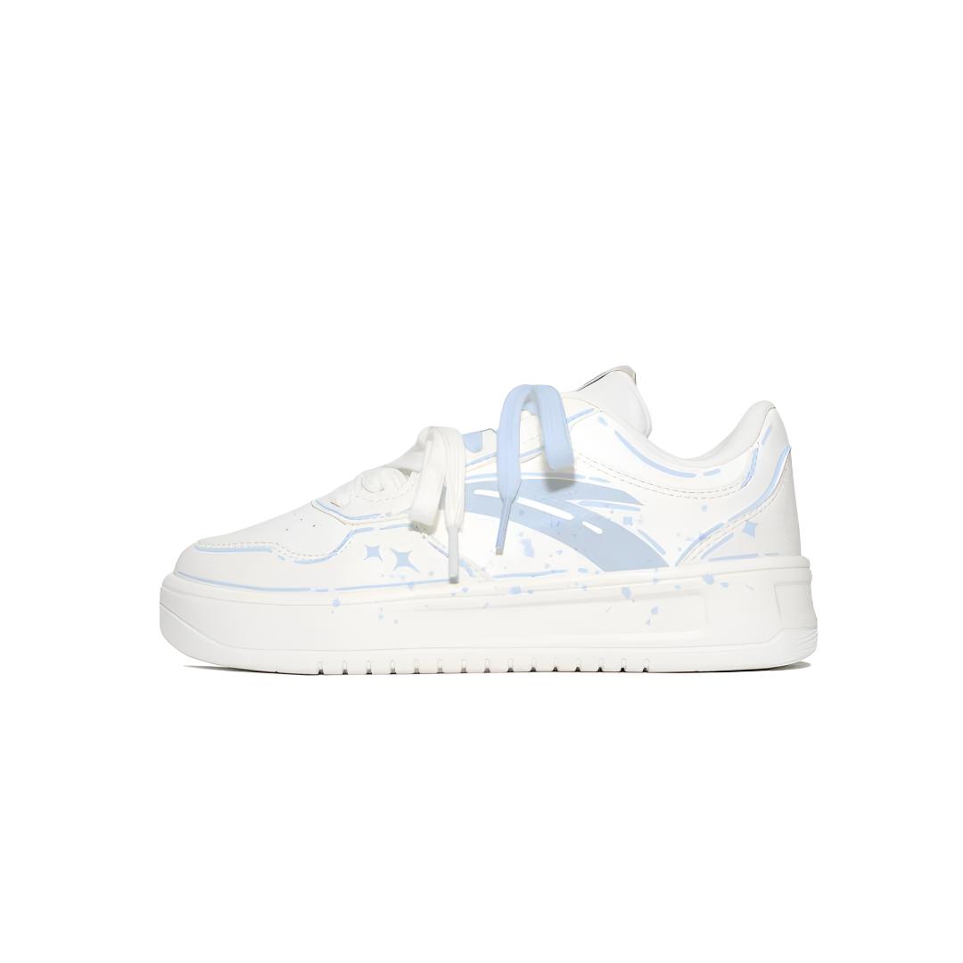 

ANTA Легкие комиксы Blue, освежающий кампус-стайл, милый, сладкий стиль, нишевые парные белые туфли Synthetic Leather