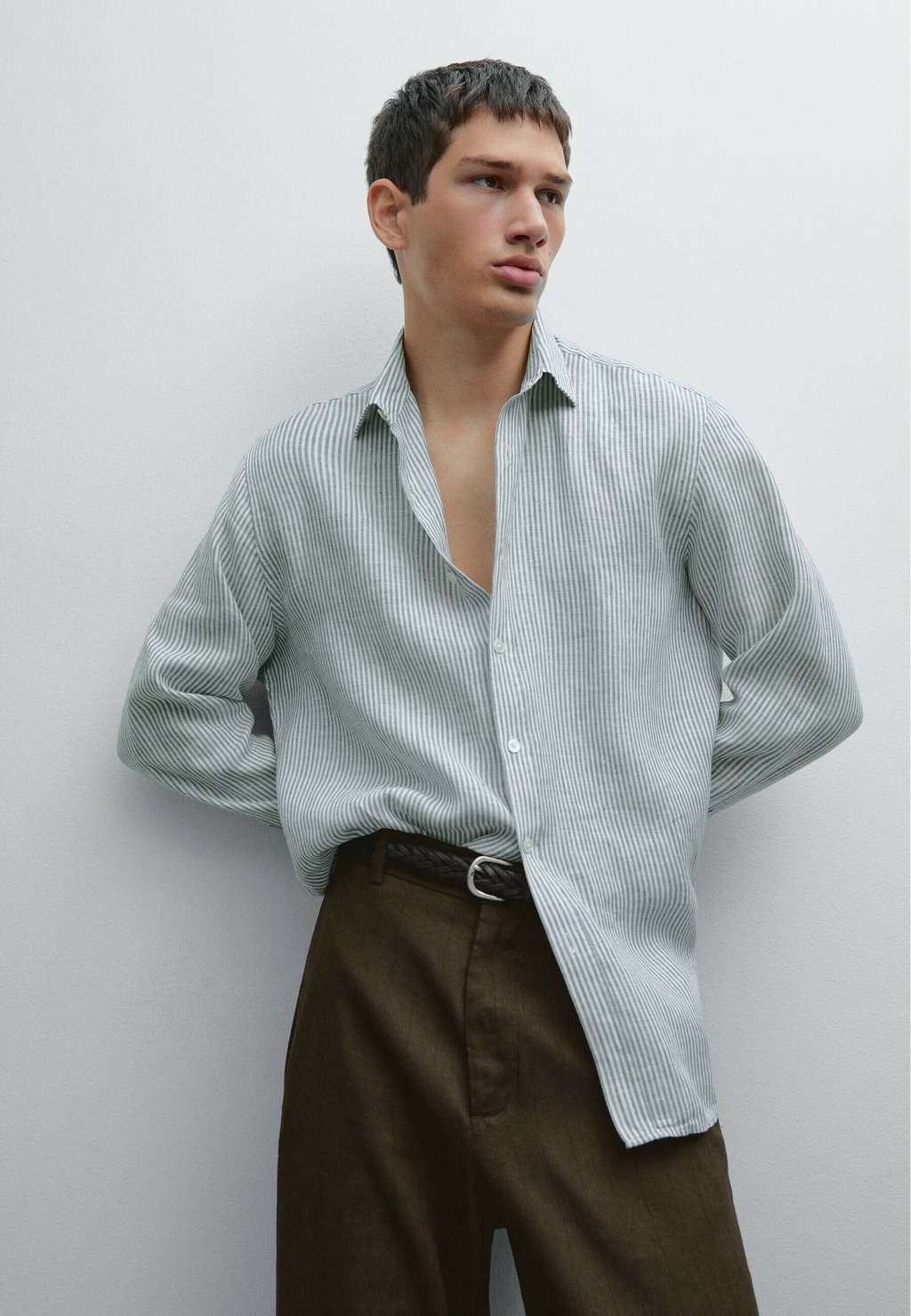 

Рубашка STRIPED Massimo Dutti, темно-синий