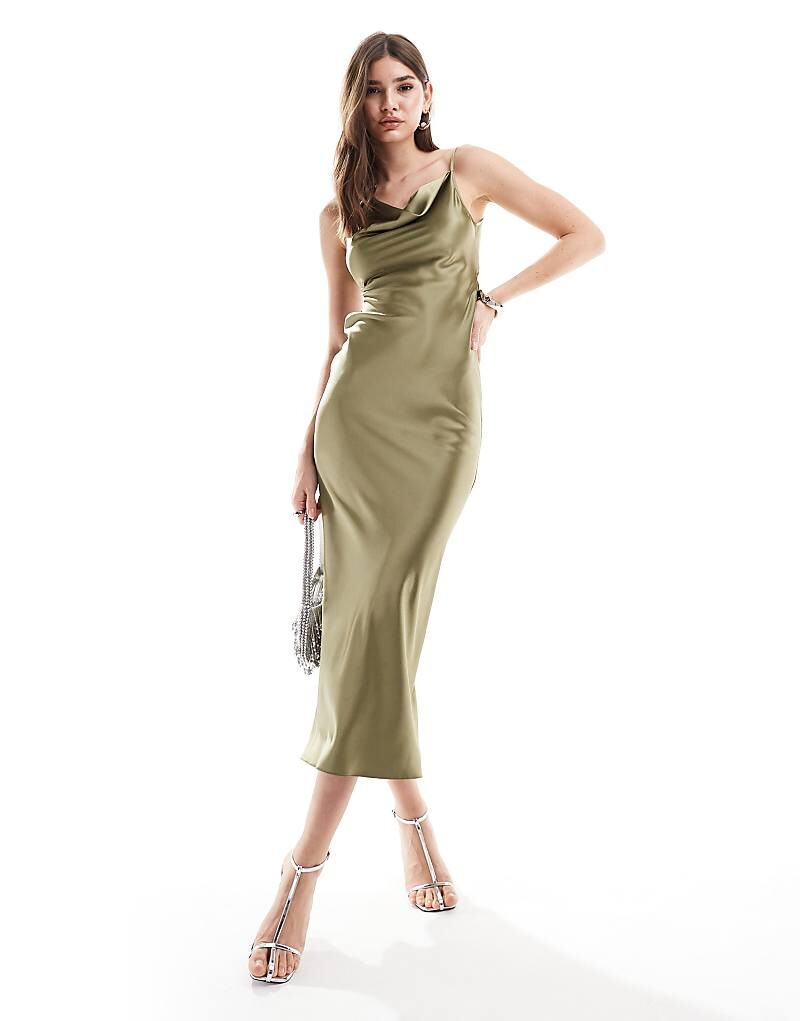 

Атласное платье макси с воротником-хомутом Miss Selfridge