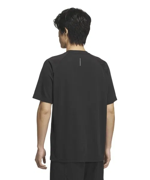 Мужская футболка Adidas Tech Essentials Cool-Touch Regular Fit — фото 2
