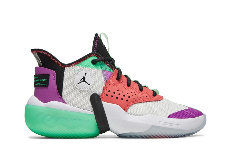 

Кроссовки Jordan React Elevation 'White Hyper Violet', белый