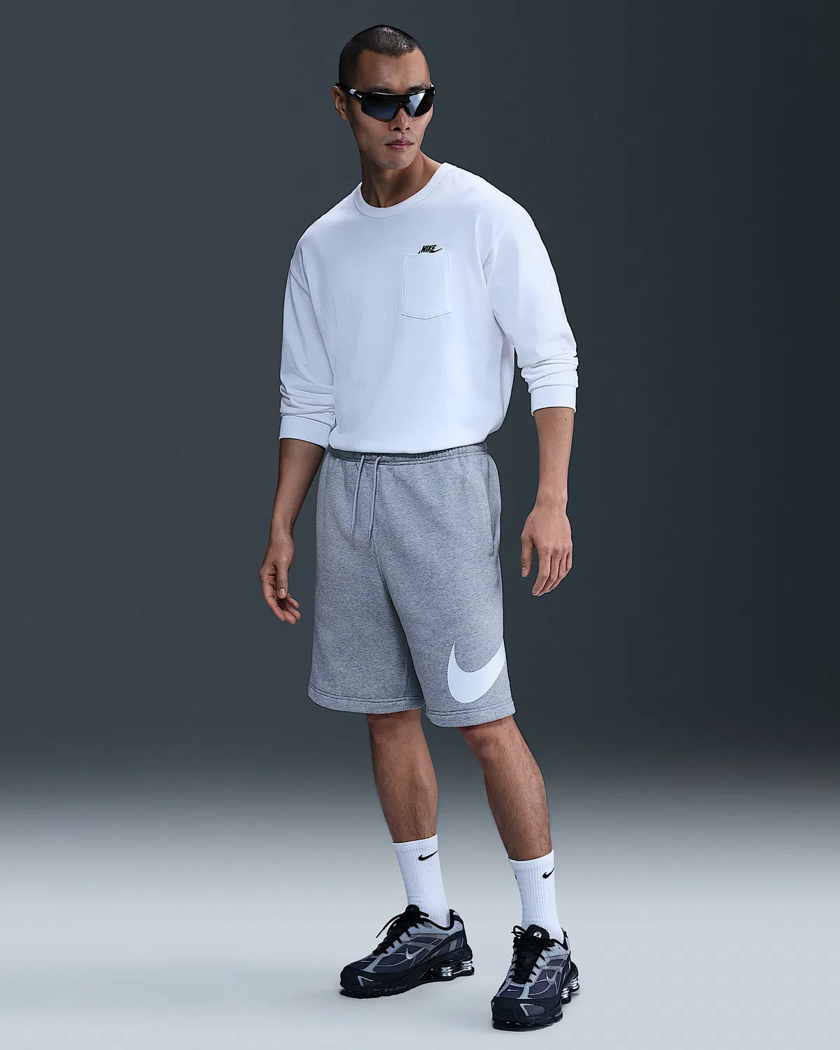 Мужские флисовые шорты Nike Club, Dark Grey Heather/Light Smoke Grey/White