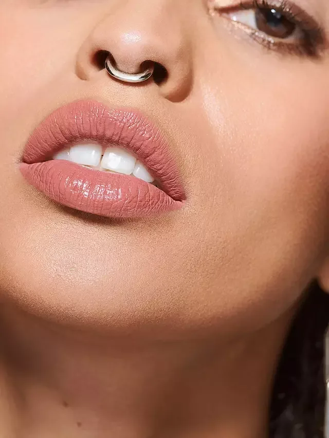 Жидкая глянцевая помада Lip Bond Glossy Longwear Liquid Lipstick Urban Decay, Text Em — фото 2