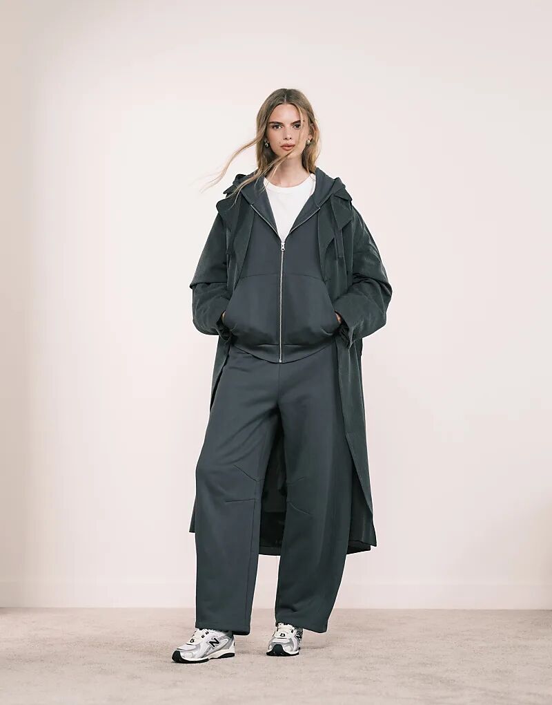 

Спортивные брюки-бочонки ASOS DESIGN Coord с декоративными швами в антрацитовом цвете