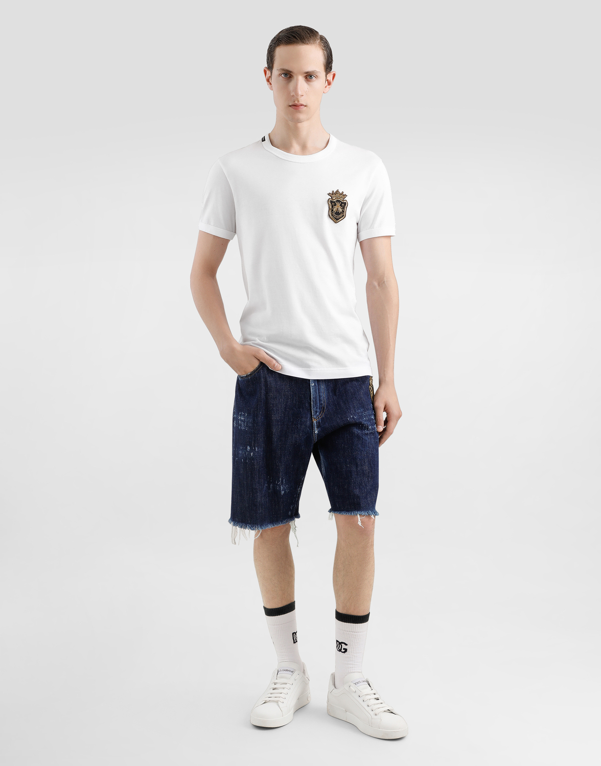 Хлопковая футболка с геральдической нашивкой Dolce & Gabbana, белый — фото 2