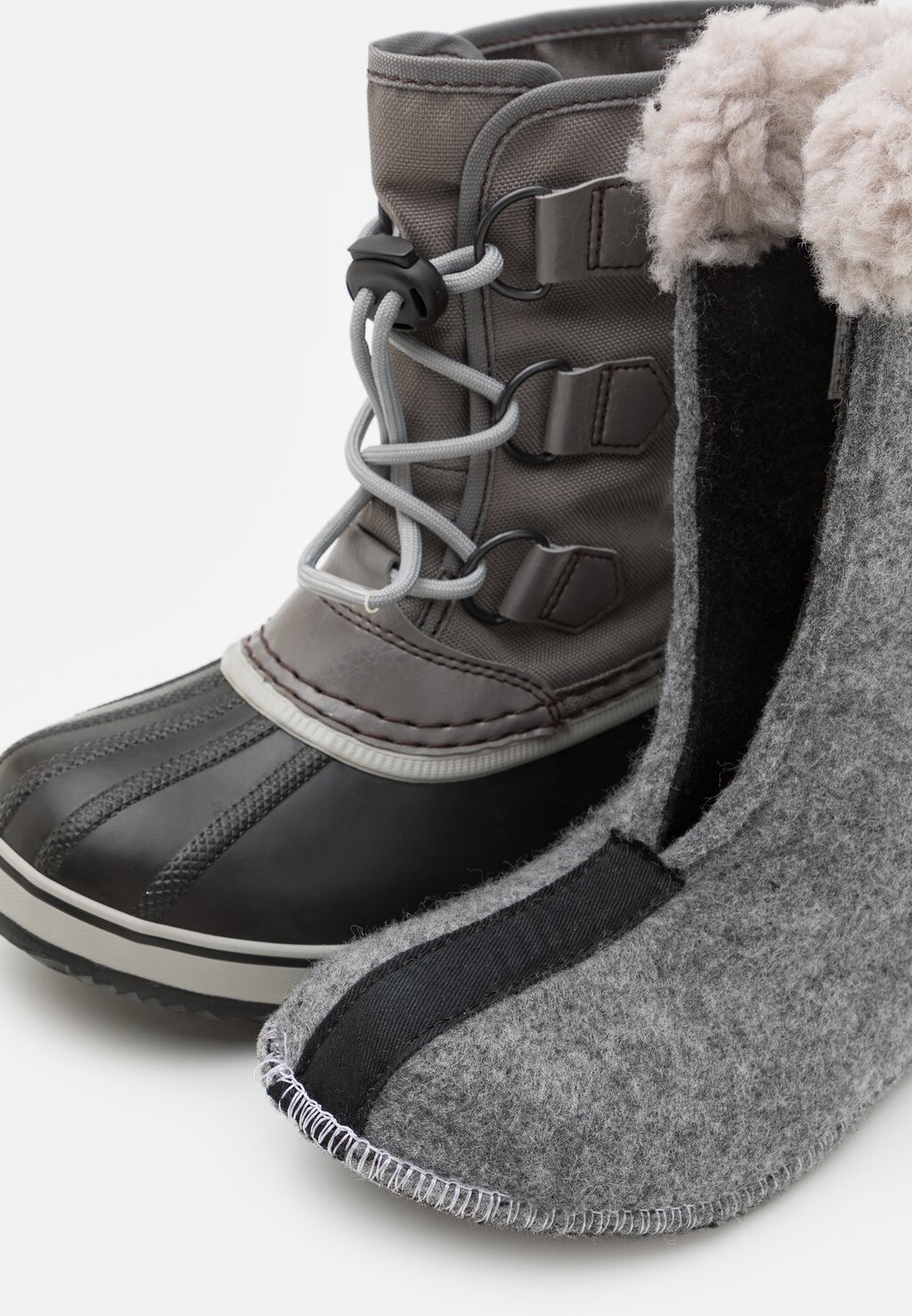 

Ботинки на шнуровке YOOT PAC WP UNISEX Sorel, серый