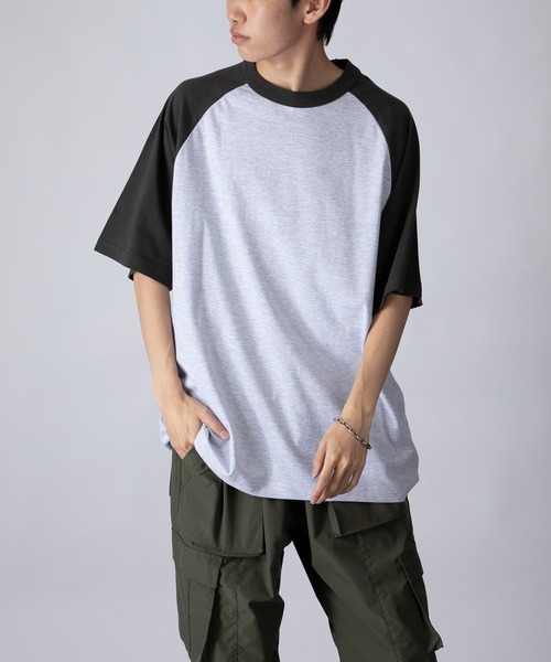 

Футболка-реглан с коротким рукавом United Athle, светло-серая