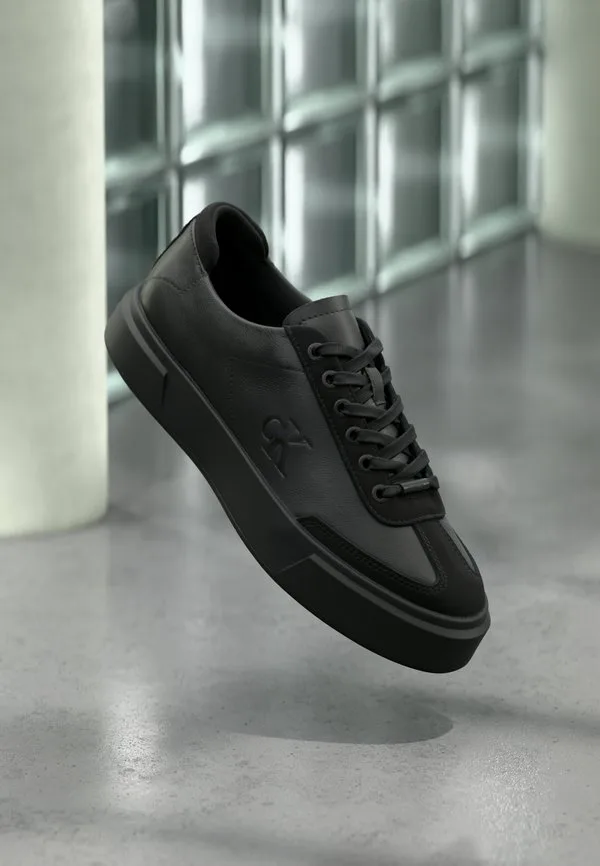 Кроссовки с чашеобразной подошвой Calvin Klein, Triple Black