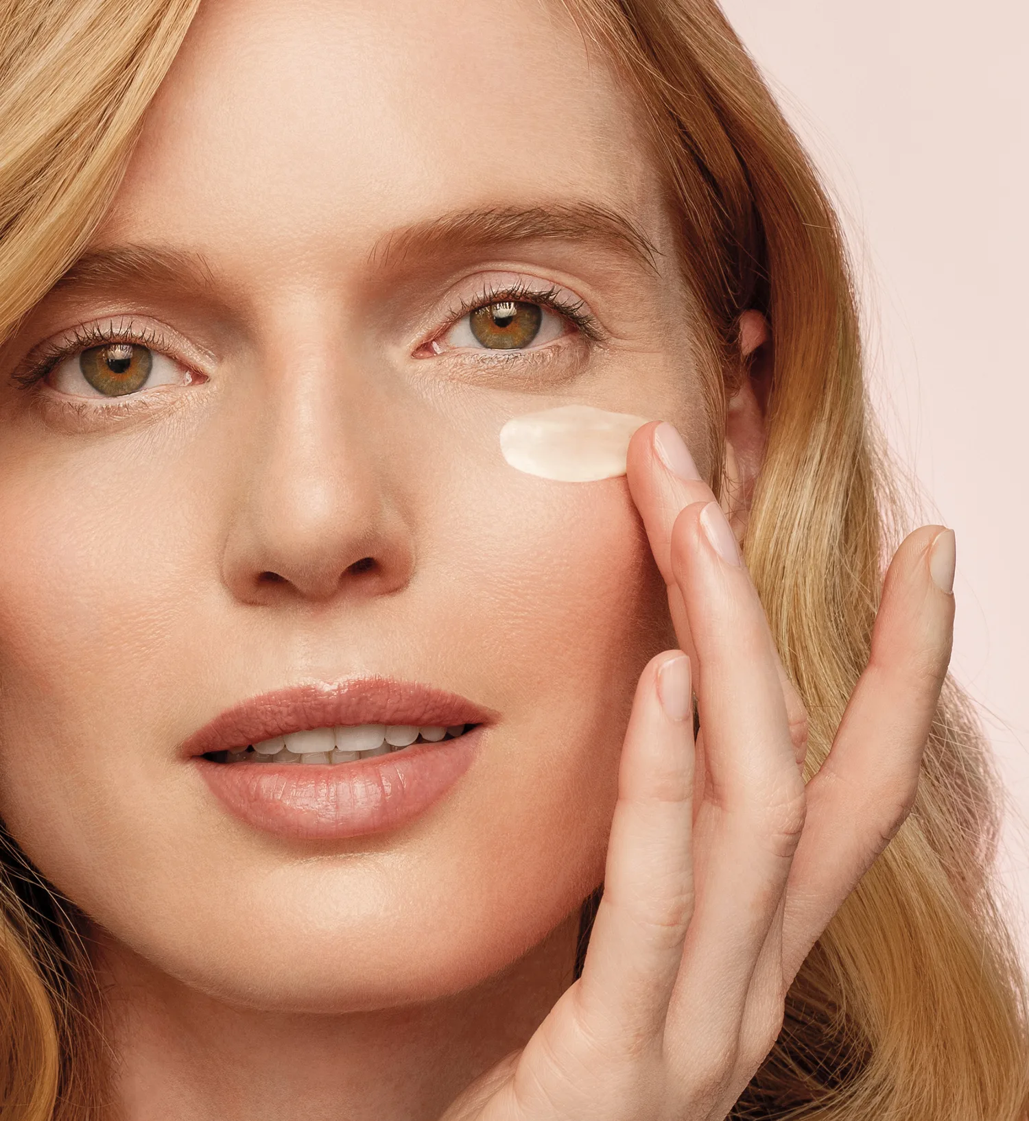 Крем для век Shiseido — Против морщин для кожи вокруг глаз , бежевый — фото 3
