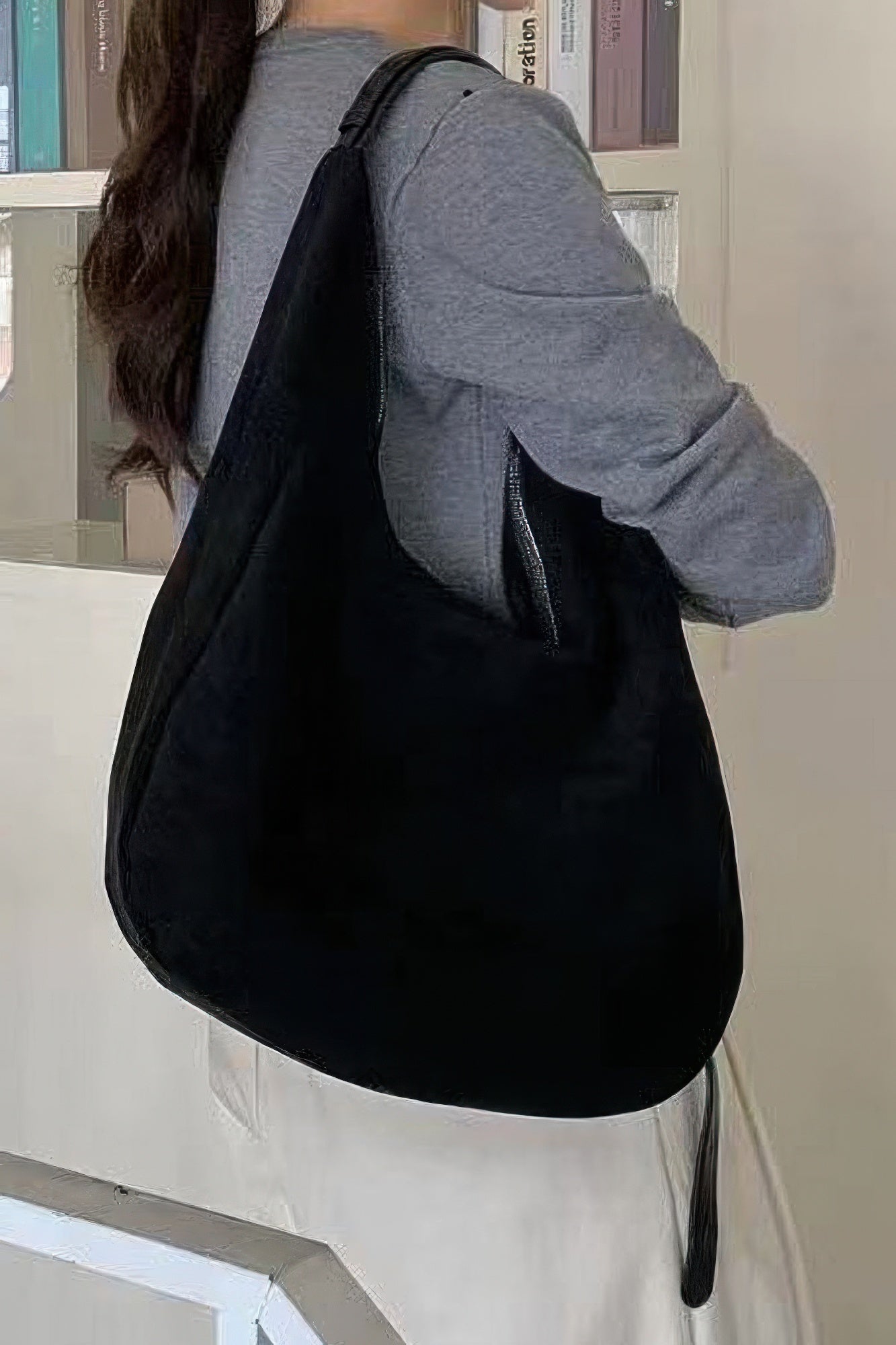 

Женская сумка-биндл из искусственной замши FASHNZFAB, черный