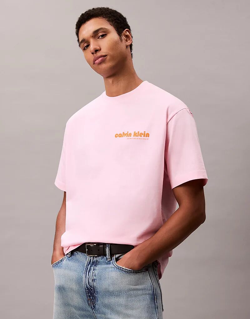 

Футболка с логотипом Calvin Klein Jeans на левой груди розового цвета