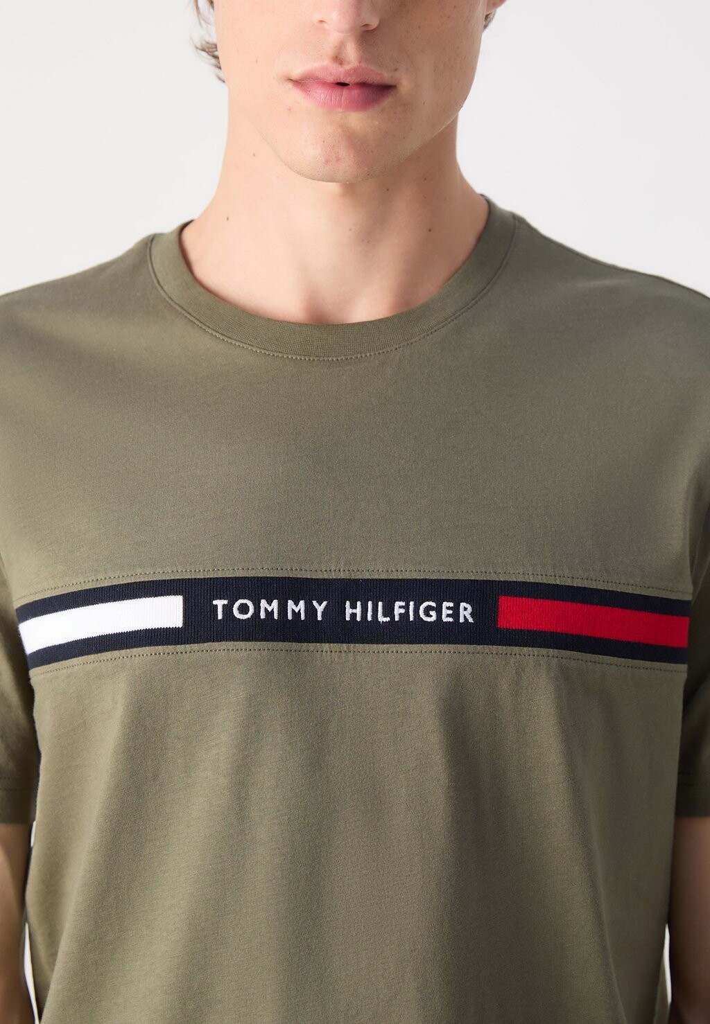 

Базовая футболка INSERT TEE Tommy Hilfiger, темно-зеленый