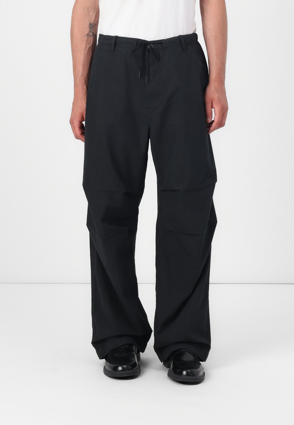 

Брюки Calvin Klein Jeans, черный