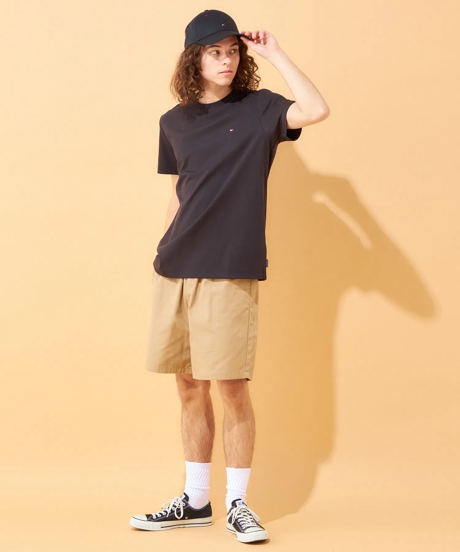Унисекс футболка TOMMY HILFIGER из хлопка, с логотипом, белая — фото 3