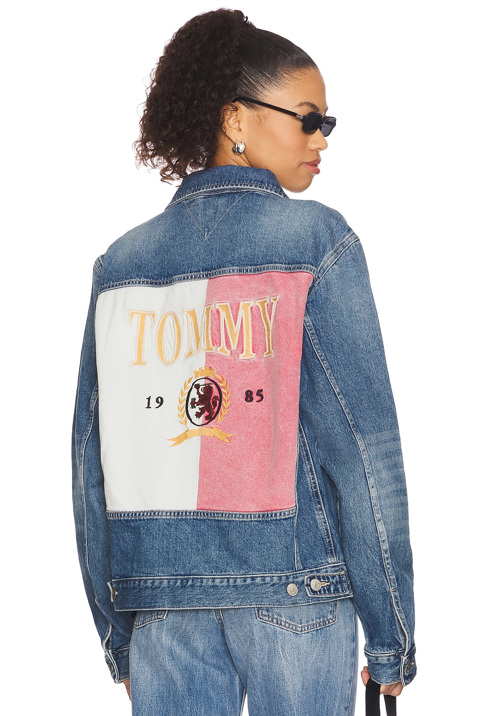 

Джинсовая куртка Ryan regular trucker Tommy Jeans, denim medium