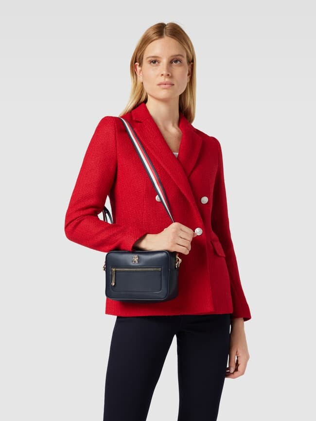 

Сумочка с детализацией этикетки, модель 'ICONIC TOMMY CAMERA' Tommy Hilfiger, темно-синий