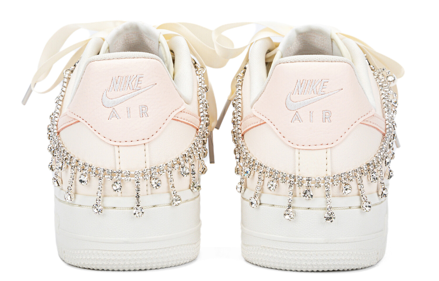 

Женские кроссовки для скейтбординга Nike Air Force 1, White