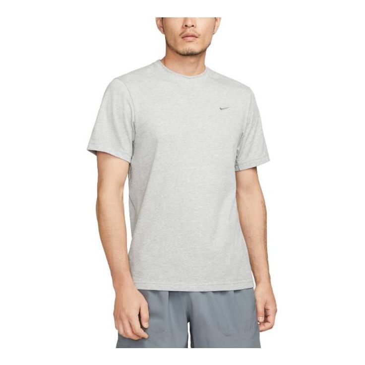 

Футболка Nike Dri-FIT Primary Training Tee DV9832-097