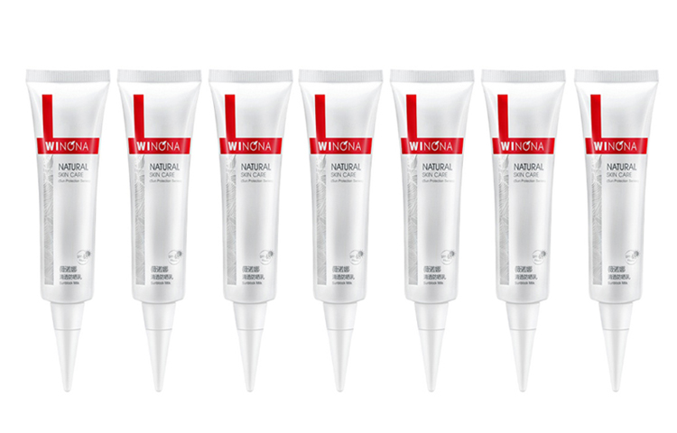 

Солнцезащитные средства и лосьоны для женщин Winona