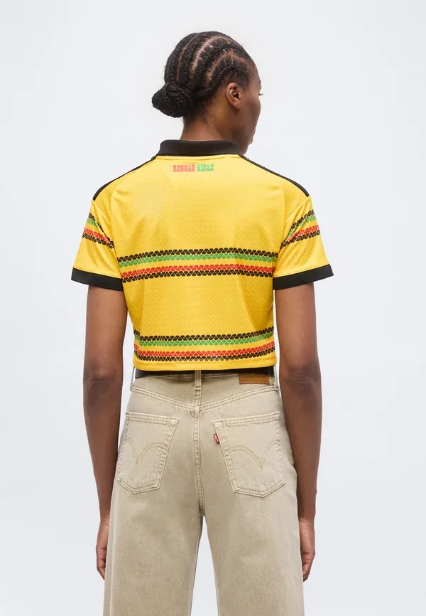 Футбольная джерси Adidas Performance Jamaica 26 home replica cropped, ярко-золотой — фото 3