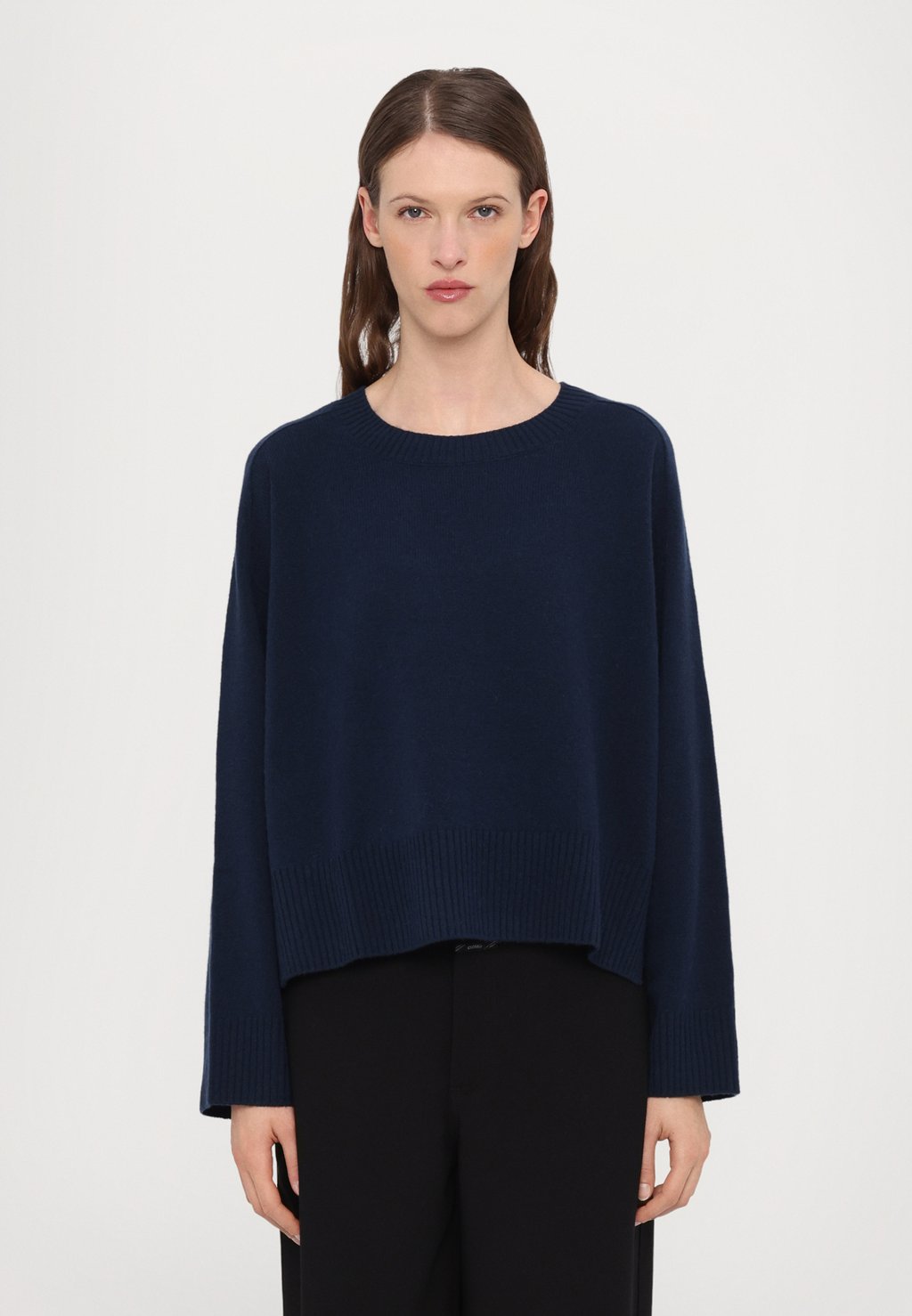 

Джемпер CREW NECK WIDE SLEEVE CLOSED, антрацит