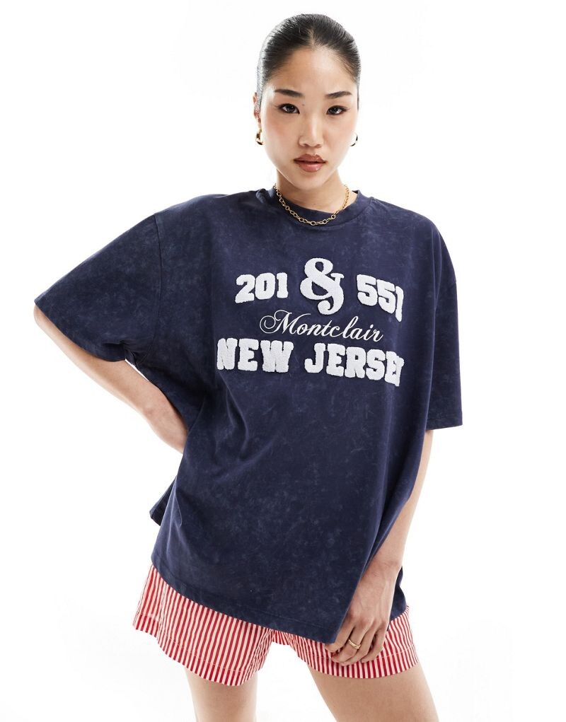 

Серо-голубая футболка оверсайз из синели с рисунком ASOS DESIGN New Jersey