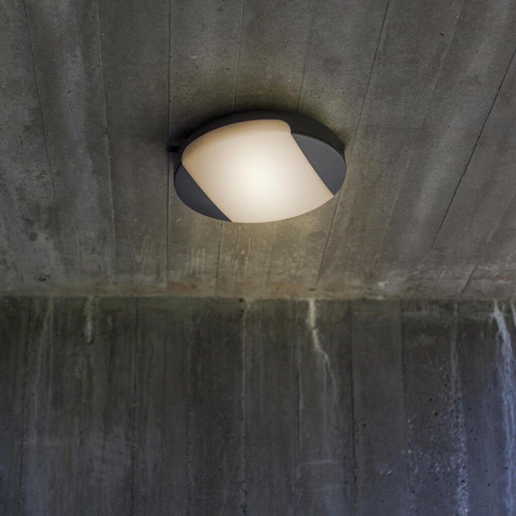 

Светодиодный настенный и потолочный светильник Lutec Sweep, антрацитовый, 23,5 Вт, 1600 лм, IP54, серый