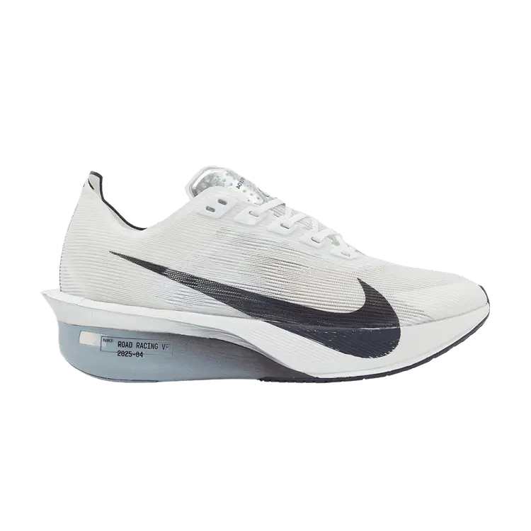 

Кроссовки ZoomX VaporFly Next% 4 'Gridiron', белый