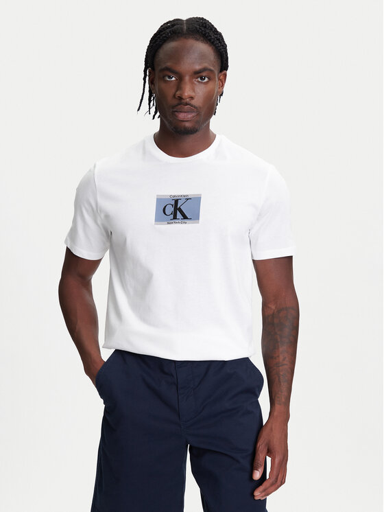 

Футболка обычного кроя Box Tape Graphic LV04RC854G Calvin Klein, белый