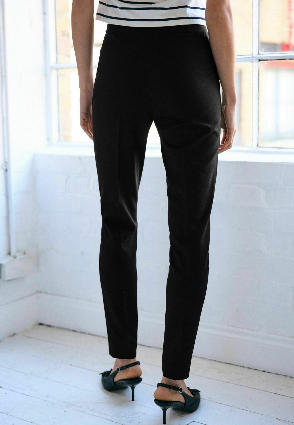 Чиносы TAILORED STRETCH Next, черный — фото 3