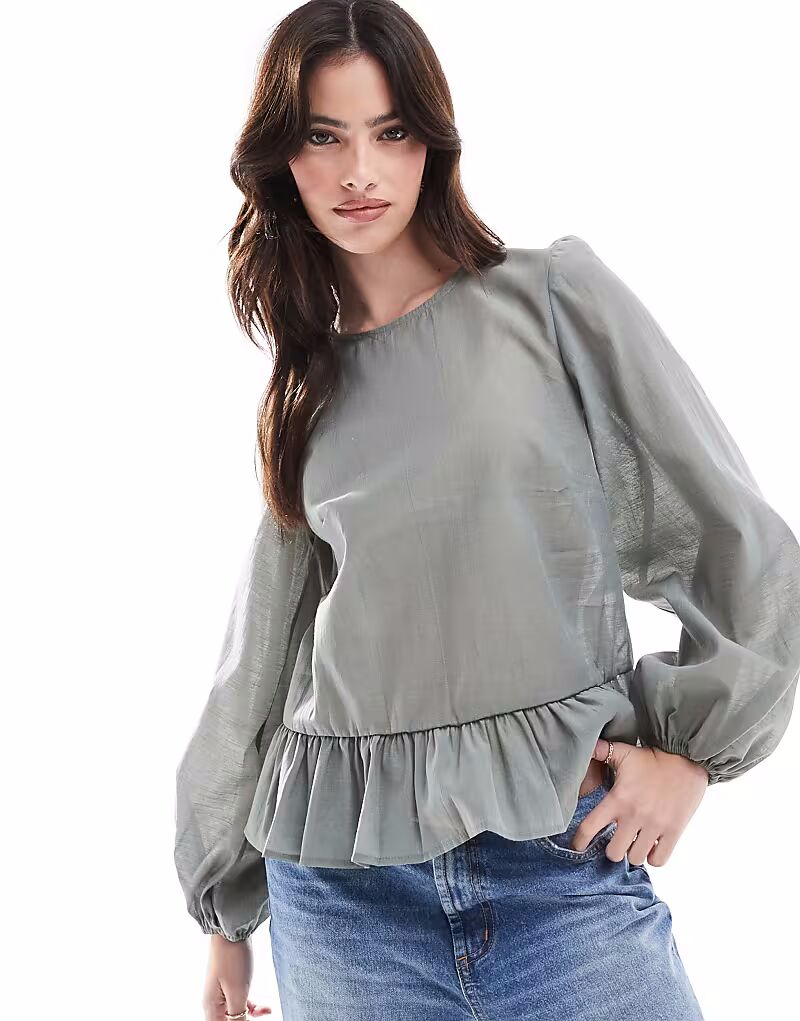 

Зеленый топ с длинными рукавами и баской ASOS DESIGN