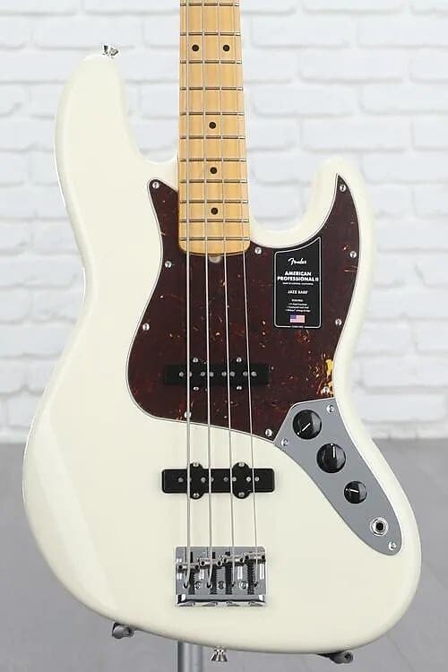 

Басс гитара Fender American Professional II Jazz Bass - Olympic White with Maple Fingerboard