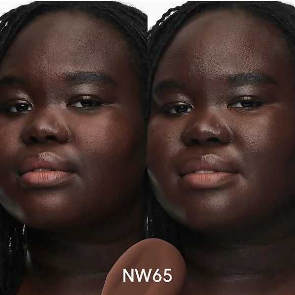 Тональная основа MAC Studio Radiance Serum-Powered, оттенок NW65 — фото 3